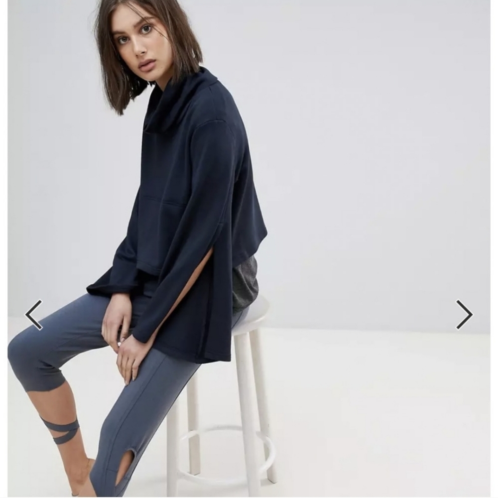 Free People Movement Salvation Split Bell Sleeve Sweatshirt Sz L